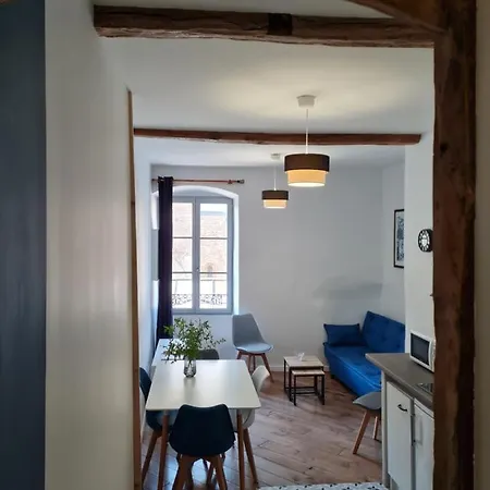 Triplex Avec Vue Sur Place Du Centre Historique. Apartment Foix